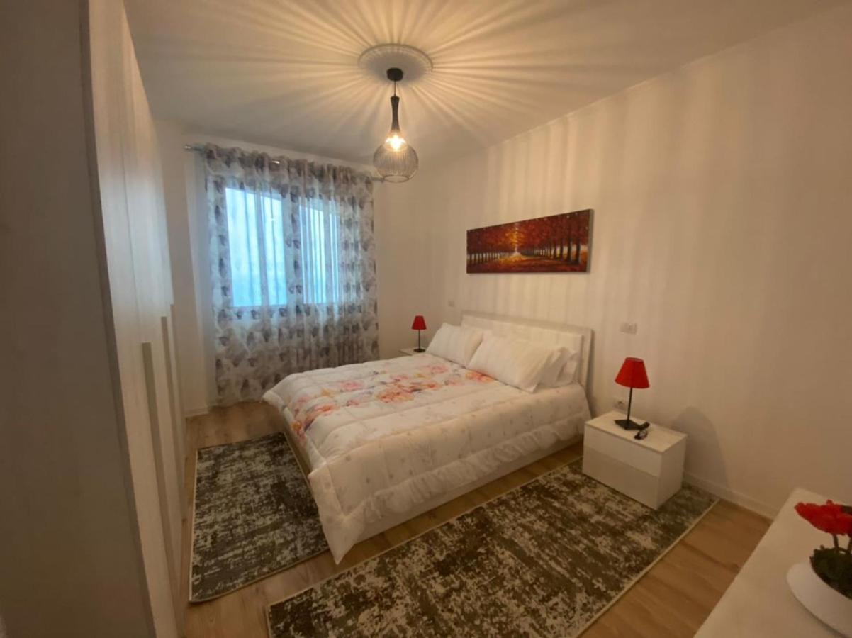 City Center& Sea View Apartment Дуррес Экстерьер фото